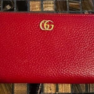 Gucci Wallet ( RED )
